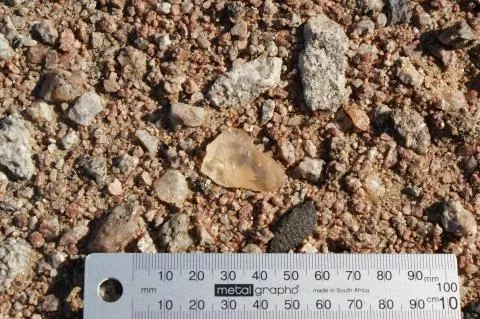 Holocene microlithic artefact © Photo: J. Kinahan